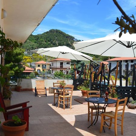 Gea Etna Apartment&Rooms Nicolosi Exterior foto